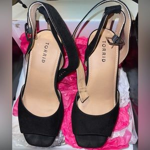 Torrid Black Platform Dbl Band Heel Size 8.5 (ww)